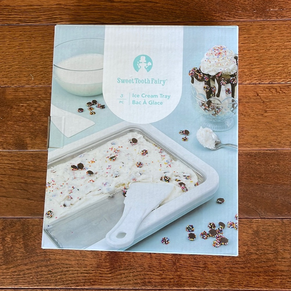 Ice cream making tray